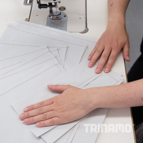 Zuschneiden, nähen und falten